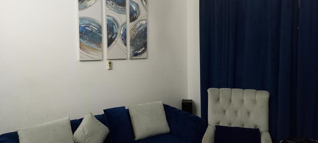 Al Majaz Apartment | شقة فاخرة غرفة وصالة للايجار في الشارقة