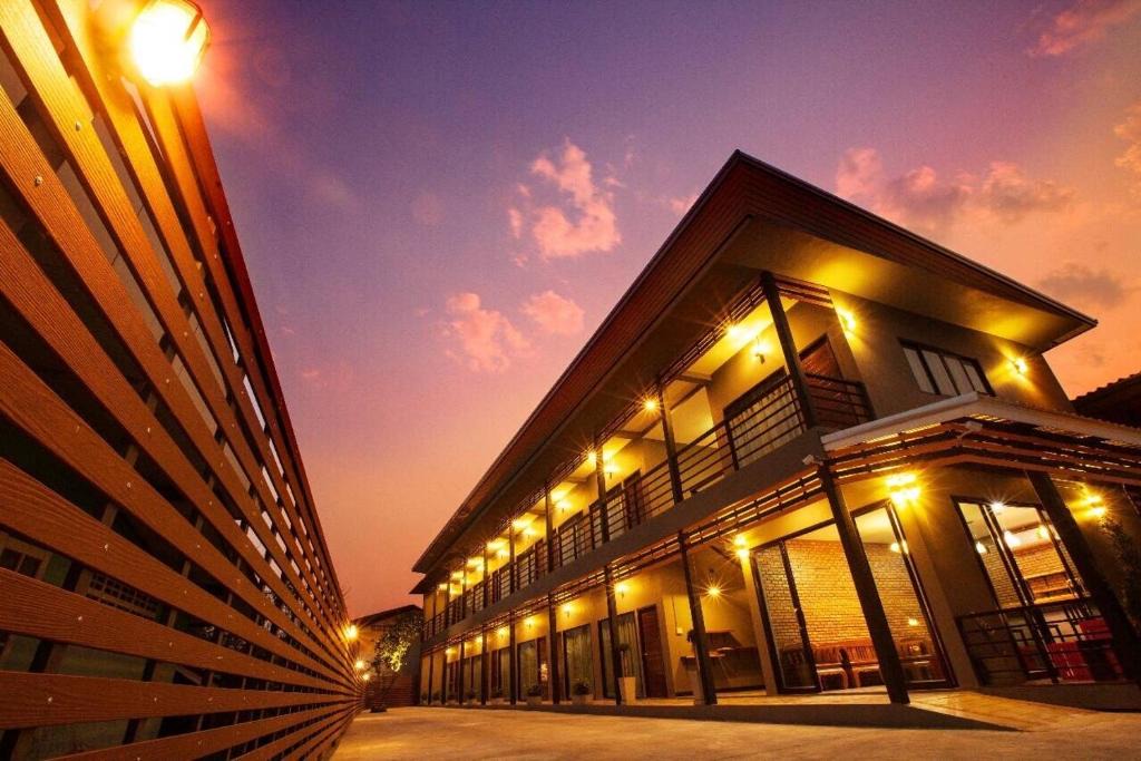Tha Wang Thong Hotel | โรงแรมบ้านมะกรูด Baan Ma Grood Hotel