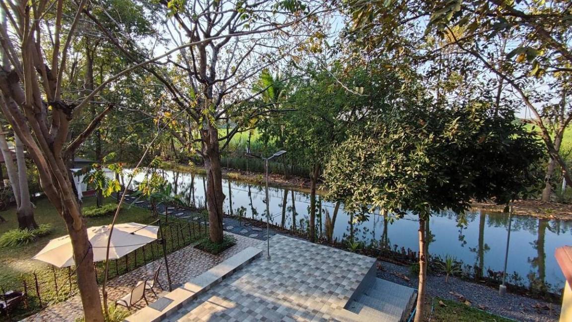 Ban Pong Villa | 100 m² Villa ∙ 5 bedrooms ∙ 15 guests