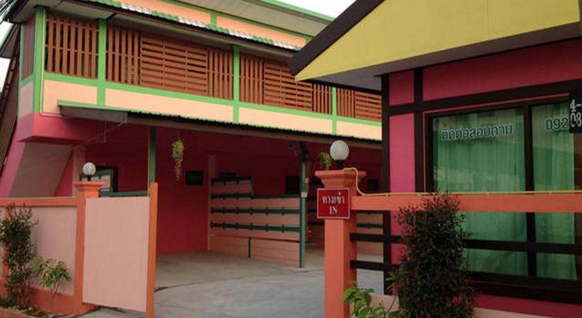 Si Racha Bed & Breakfast | 15 m² Bed and breakfast ∙ 2 guests