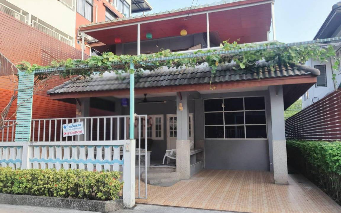 Saen Suk House | 184 m² House ∙ 5 bedrooms ∙ 10 guests