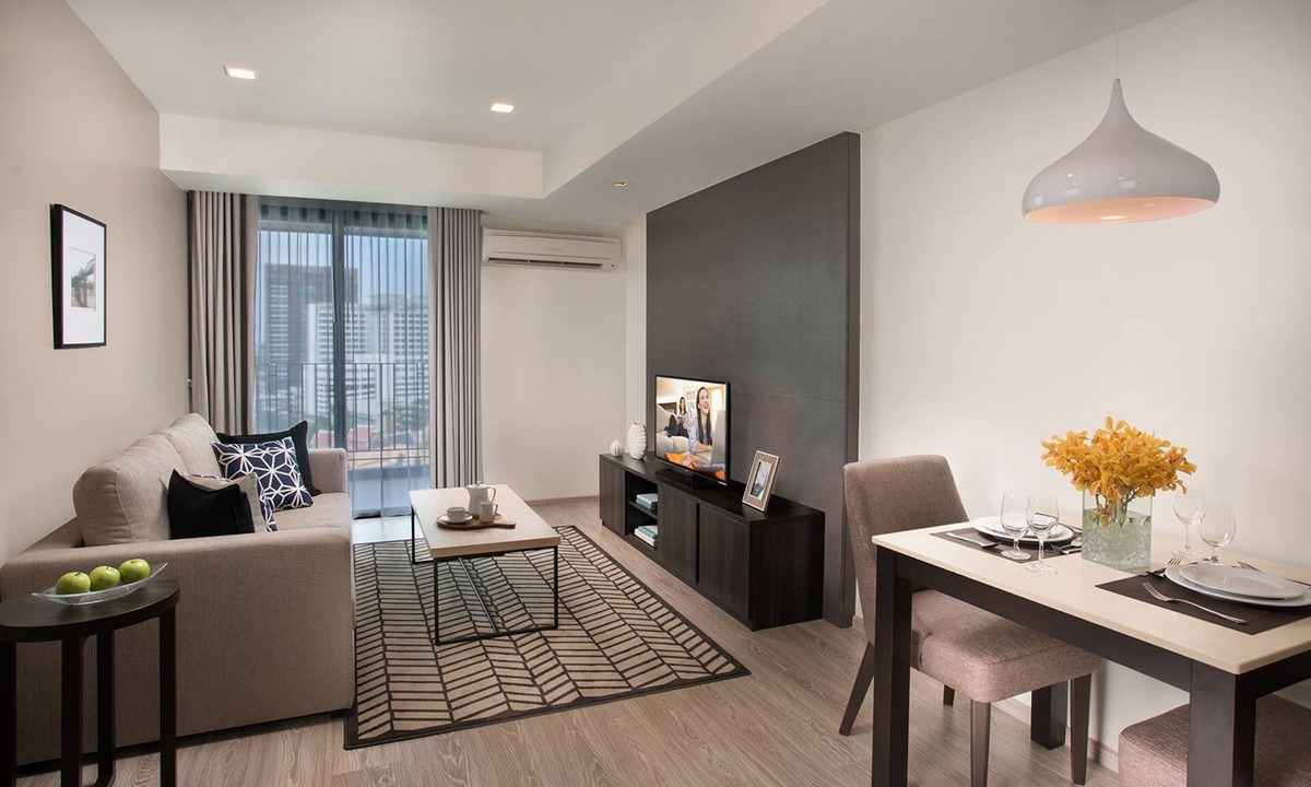 Ekkamai Condo | 1Br Pet friendly/Ekkamai/Monthly