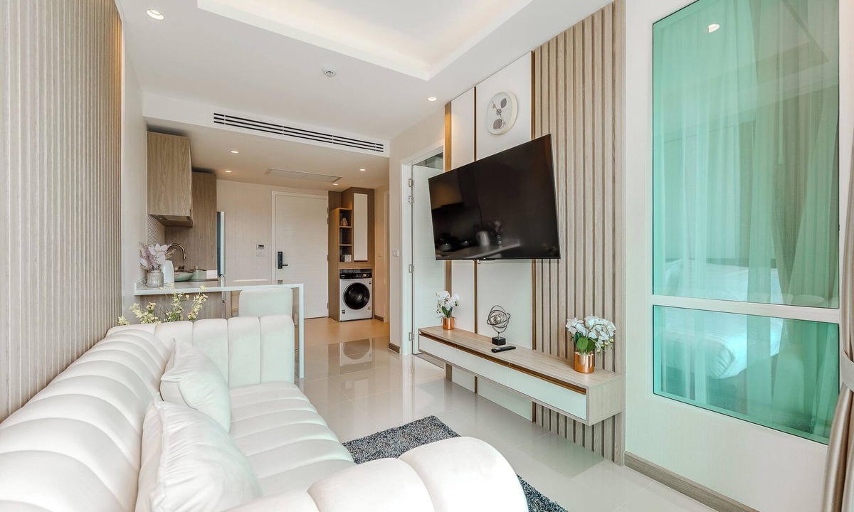 Phuket Villa | 1BR Pool Gym Game Room C220