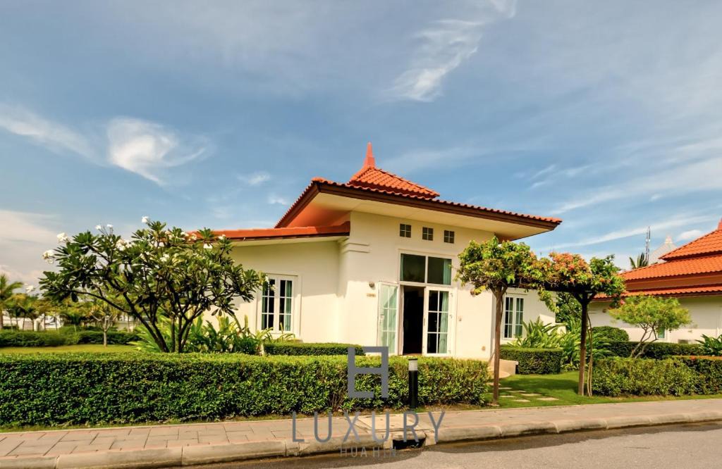 Villa | Nong Kae