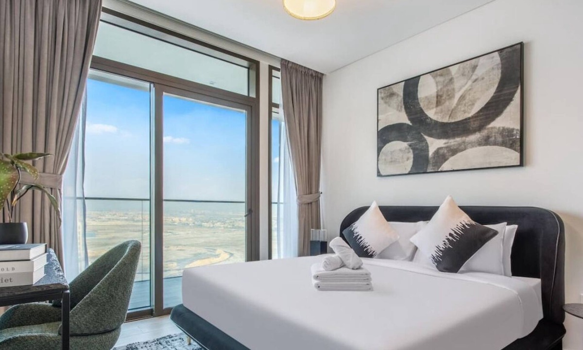 Dubai Apartment | 2-BR Getaway at Palace Residences, Dubai Creek