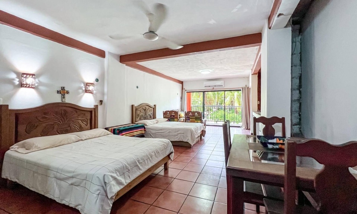 Centro - Supmza 001 Apartment | 2 Cozy Beachfront Studios