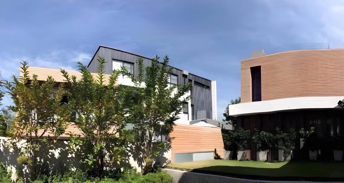 Bang Na Villa | 2000 m² Villa ∙ 10 bedrooms ∙ 40 guests