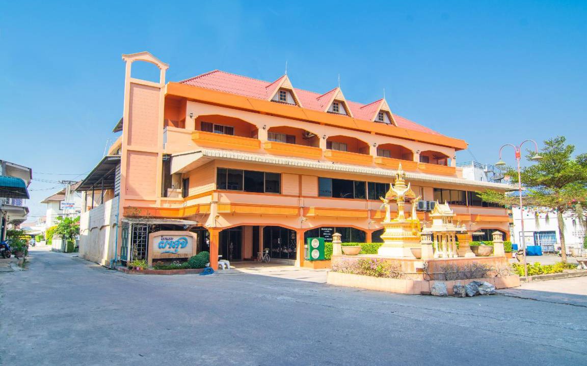Khao Noi Hotel | 22 m² Hotel ∙ 8 guests