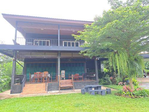 Nakhon Nayok Villa | 260 m² Villa ∙ 3 bedrooms ∙ 15 guests