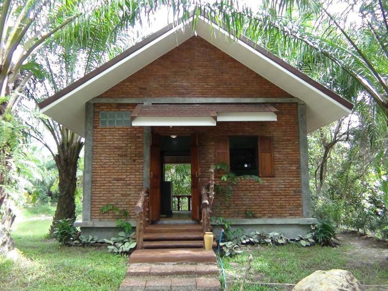 Lam Kaen House | 30 m² Bungalow ∙ 4 guests