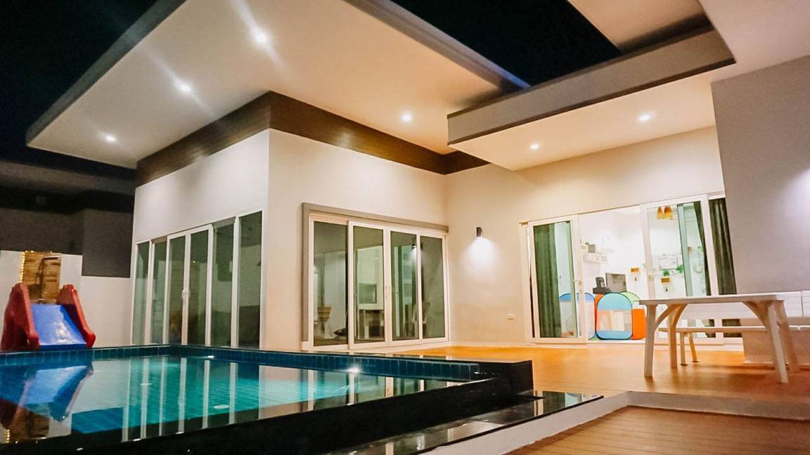 Hin Lek Fai Villa | 300 m² Villa ∙ 3 bedrooms ∙ 12 guests