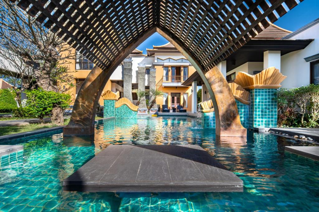 Nong Prue Villa | 31 Soi Mu Ban Phu Thara Pool Villa