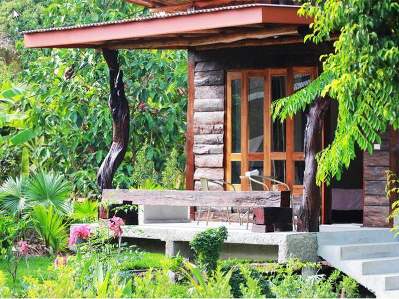 Amphawa Resort | 32 m² Resort ∙ 127 guests