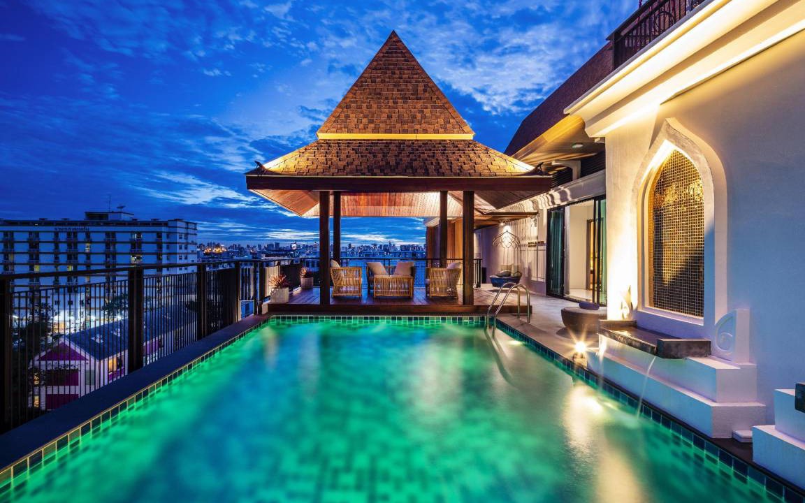 Phlabphla Hotel | 340 m² Hotel ∙ 2 bedrooms ∙ 127 guests