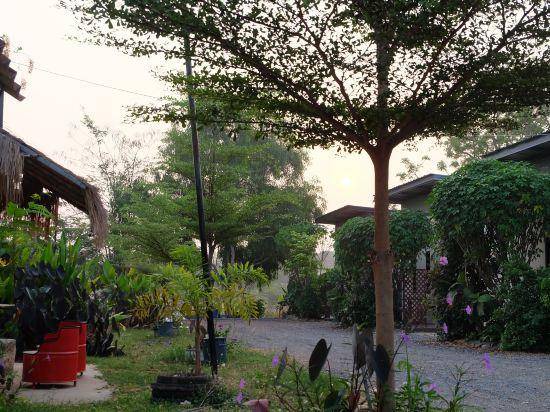 Chai Nat Hotel | 35 m² Hotel ∙ 3 guests