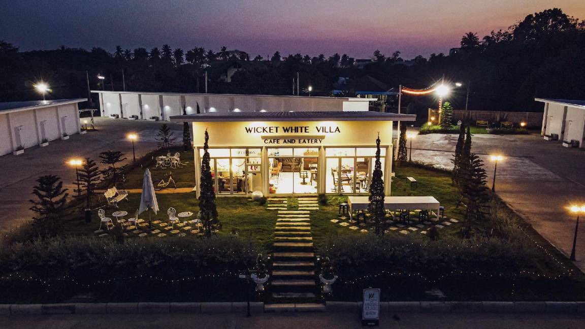 Photharam Hotel | 40 m² Hotel ∙ 2 guests