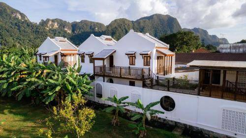 Tham Nam Phut Hotel | 40 m² Hotel ∙ 3 guests