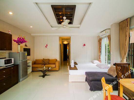 Jomtien Hotel | 700 m² Hotel ∙ 127 guests
