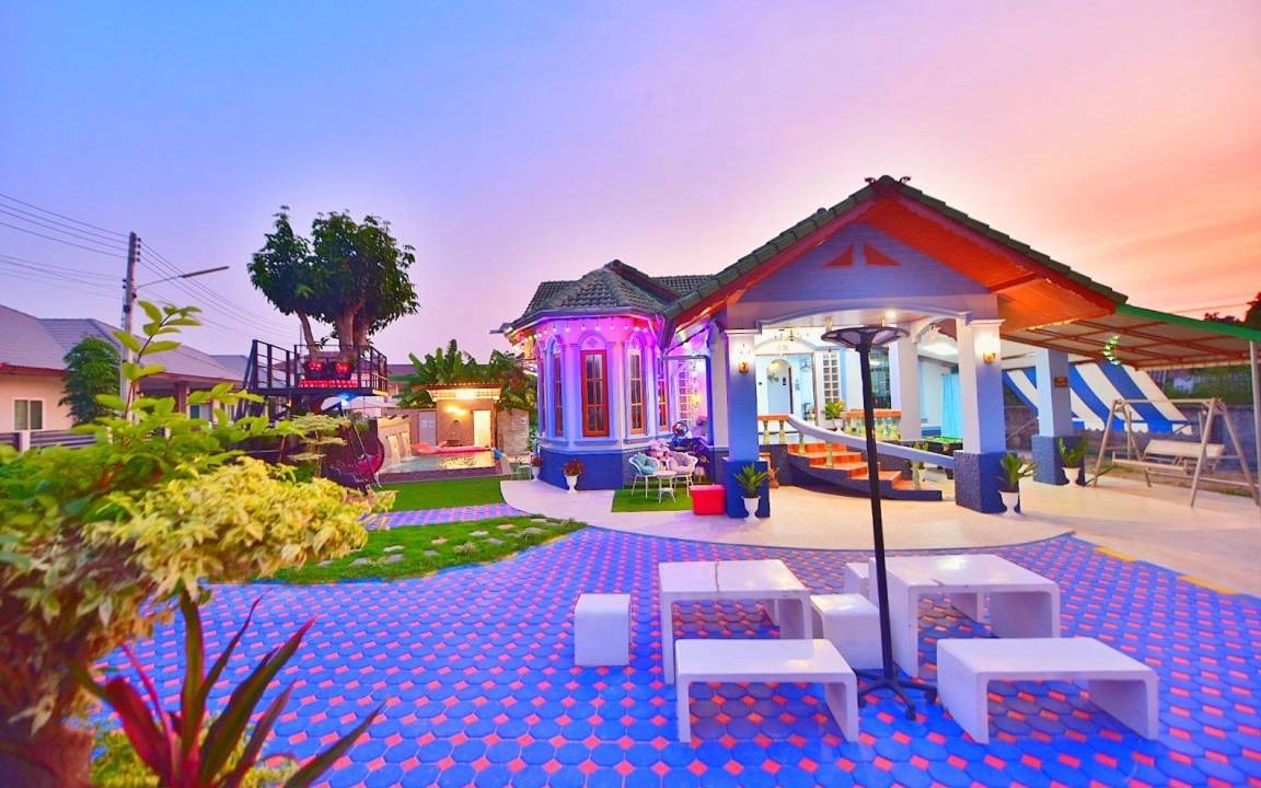 Sattahip Villa | 720 m² Villa ∙ 3 bedrooms ∙ 15 guests