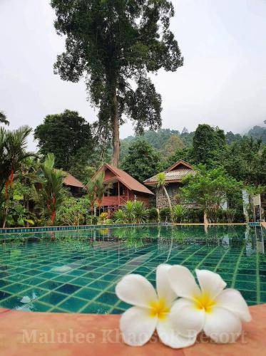Khlong Sok Resort | 80 m² Resort ∙ 2 bedrooms ∙ 4 guests