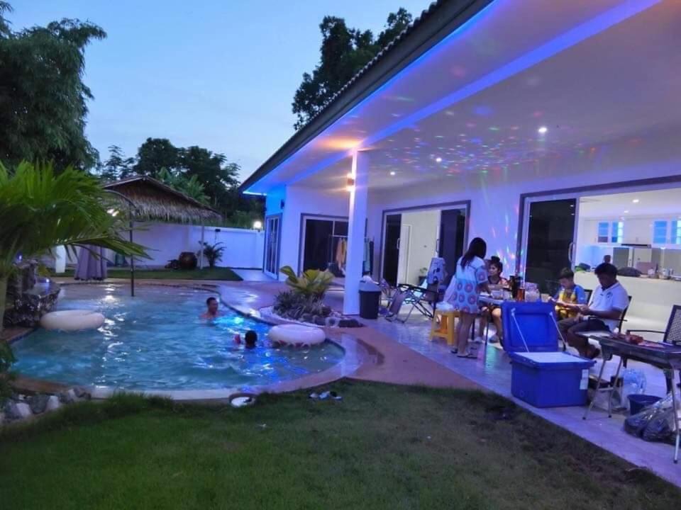 Chanthaburi Villa | AA Homestay Poolvilla