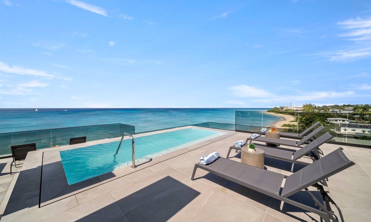 Brighton Villa | Allure 301