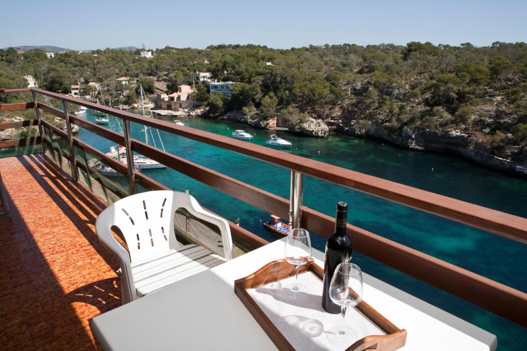 Cala Figuera Apartment | Apartamentos Llevant