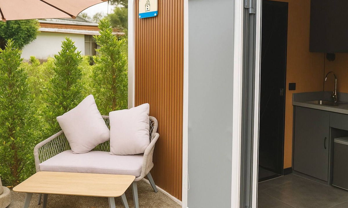 Cherngtalay Cabin | Apple House Phuket Beach Access Cabin 1-BR Prime Choeng Thale