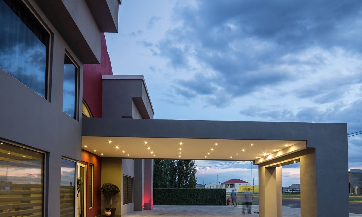 Cuauhtemoc Hotel | Apple Inn