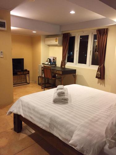 Mae Pim Apartment | Arcadia Maephim Serviced Apartments