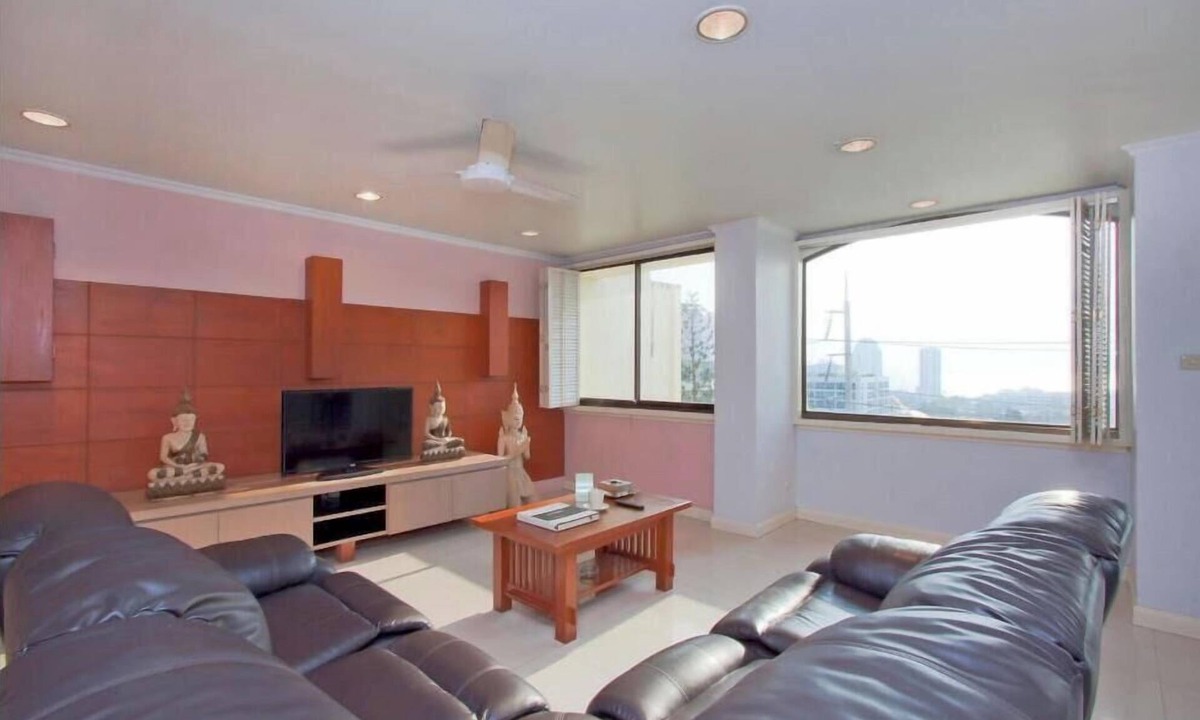 Pratumnak Hill Apartment | Argyle 2 Bed (7) Penthouse 150 m2