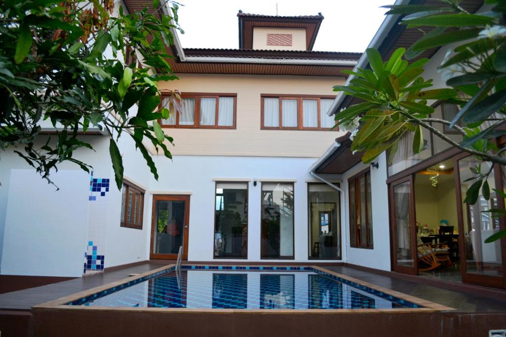 Phasi Charoen House | Aspiraya Homestay with Pool - สำหรับชาวต่างชาติเข้าพักเท่านั้น