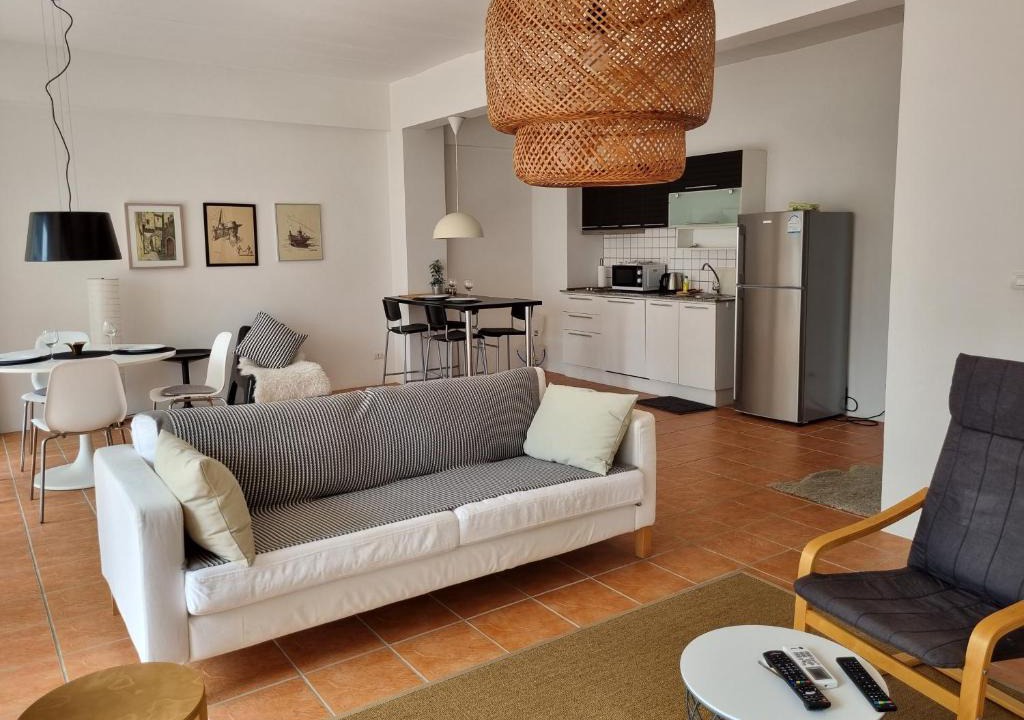 Kram Apartment | Avatara B condominium Family room B25