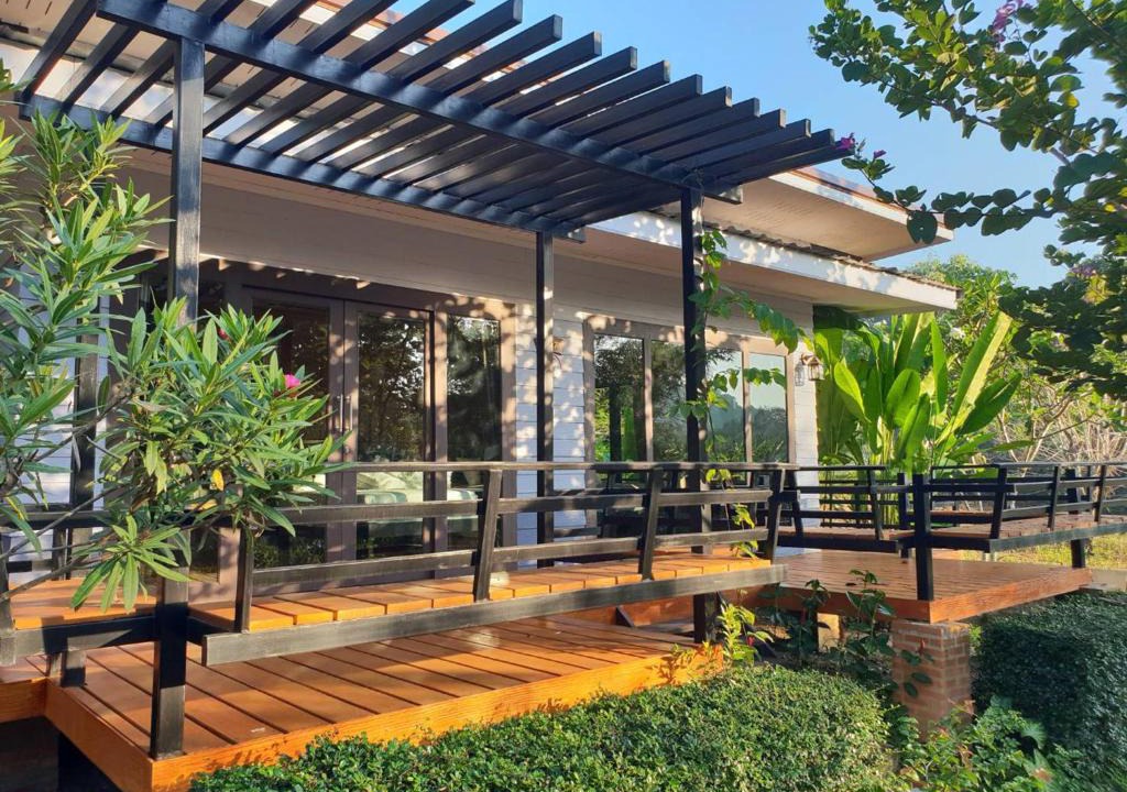 Ban Ta Khun Resort | Baan Suan Hill Resort