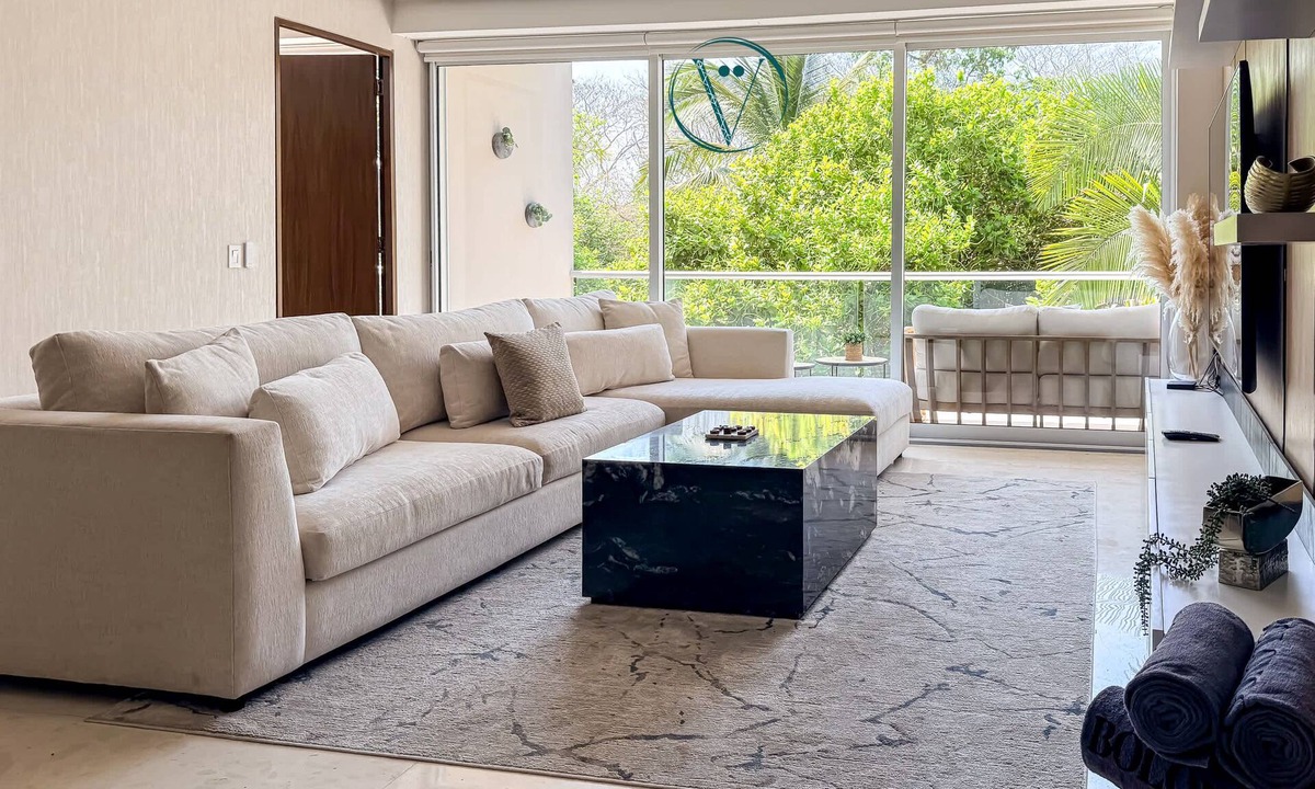 Emiliano Zapata House | Barefoot Luxury Oceanfront Escape