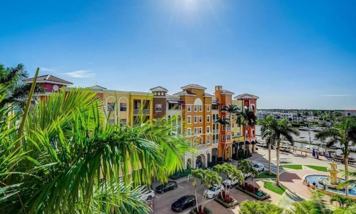 Redevelopment Area Condo | Bayfront Penthouse off 5th Ave