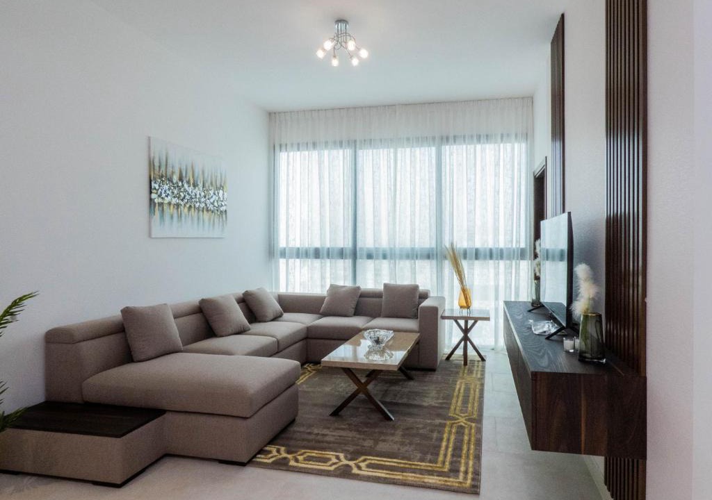 Al Barsha 1 Apartment | Baytik - Contemporary 1BR Apartment Al Barsha