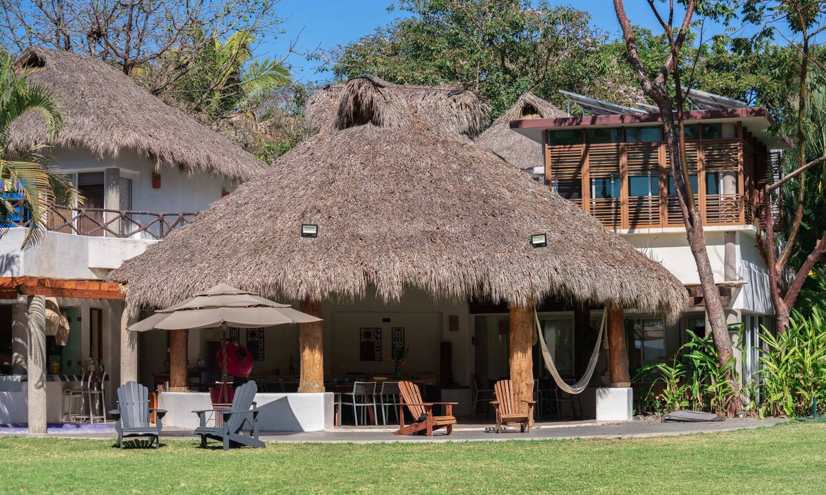 Chacala Villa | Beach front Villa Buganvilia, in Marina Chacala
