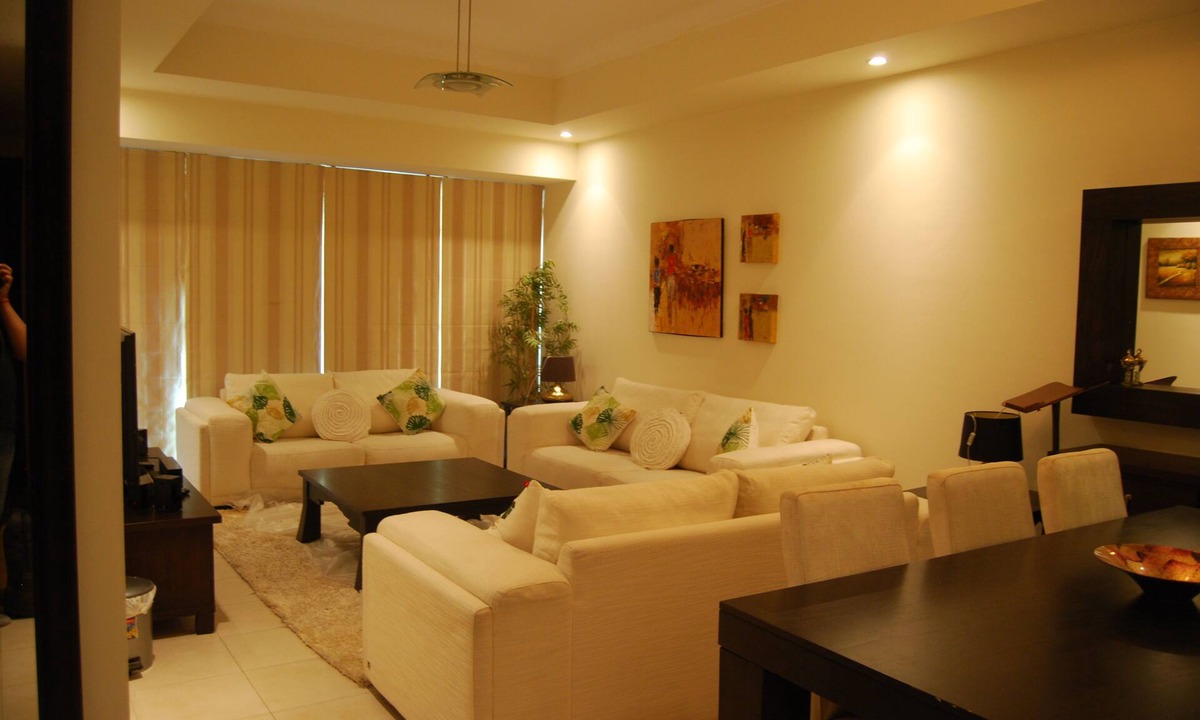 Business Bay Apartment | Beautiful Designer Home in the heart of Dubai overlooking Burj Khalifa & Creek
