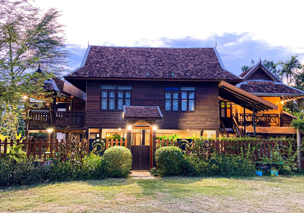 San Kamphaeng Resort | Chiangmai Lanna