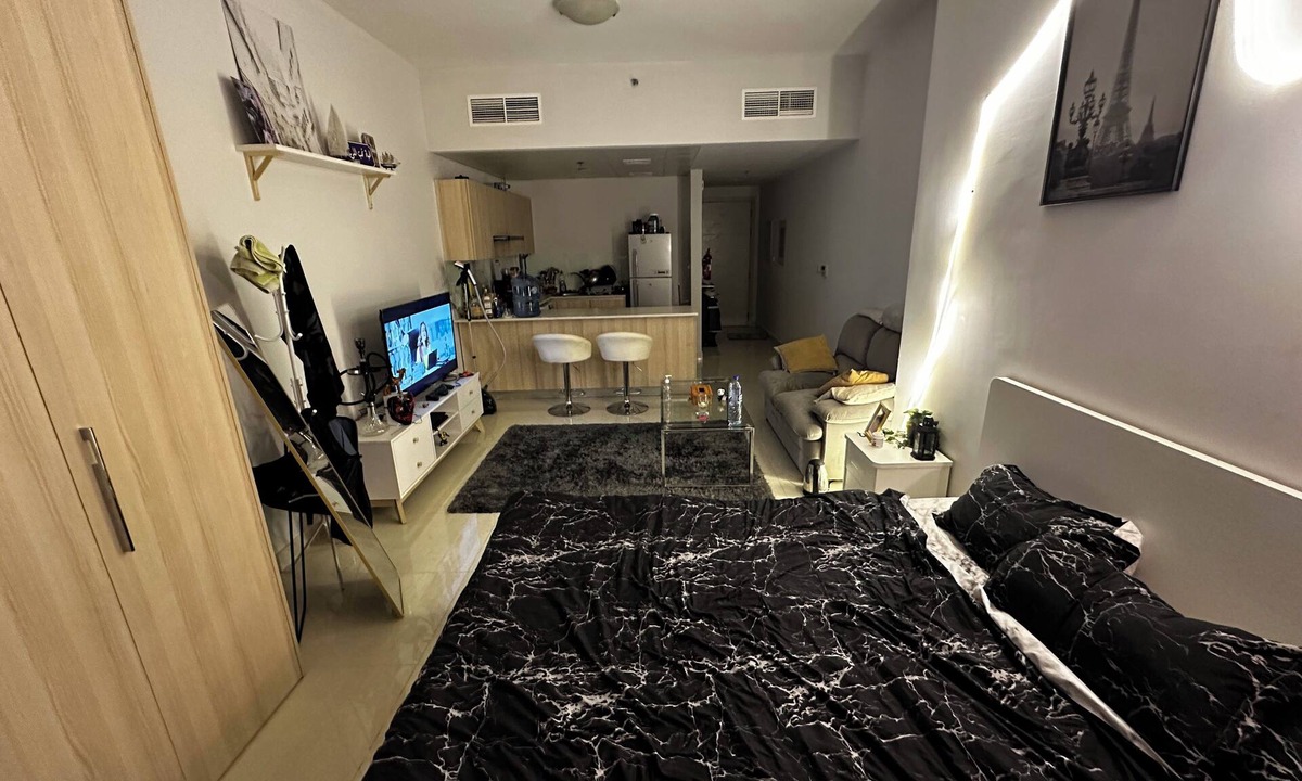 Jumeirah Village Circle Apartment | Chic apartment with fitness room and AC in enchanting Dubai
