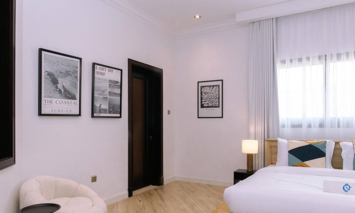 Jumeira 3 Villa | Cloud 9 Suite at Sunset Beach - Full Moon Villa