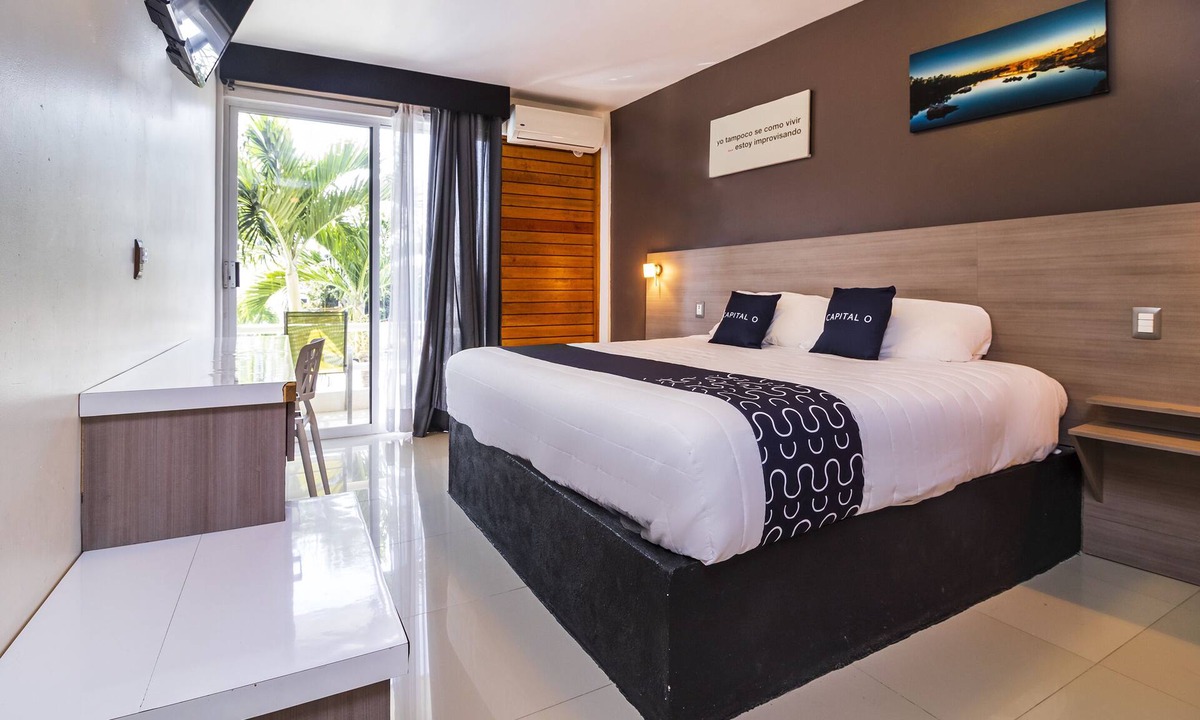 Oaxtepec Hotel | Collection O Hotel Mango,Six Flags Hurricane Harbor Oaxtepec
