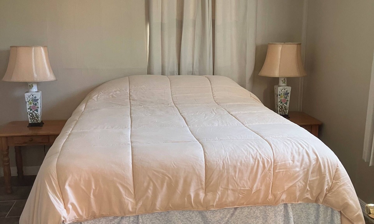 Rock Ridge Apartment | Comfortable 1-bedroom apartment close to Beach with AC- Vero Beach