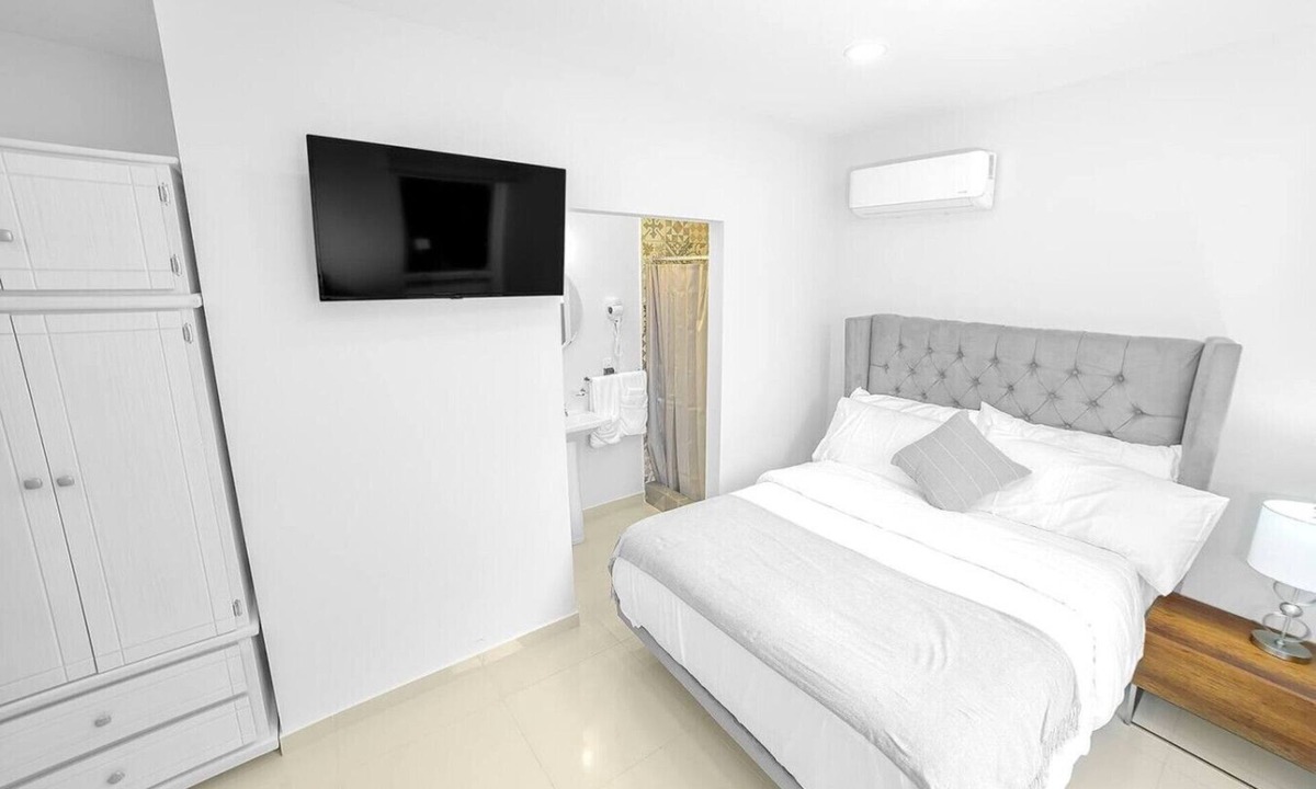 Zona Rio Bed & Breakfast | ComfyStudio w/QueenBed/Tijuana Near USBorder
