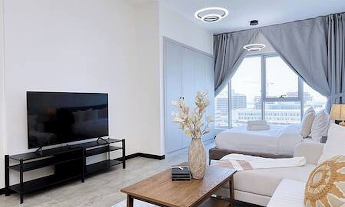 Dubai Apartment | Cosy Studio in Skycourts Tower