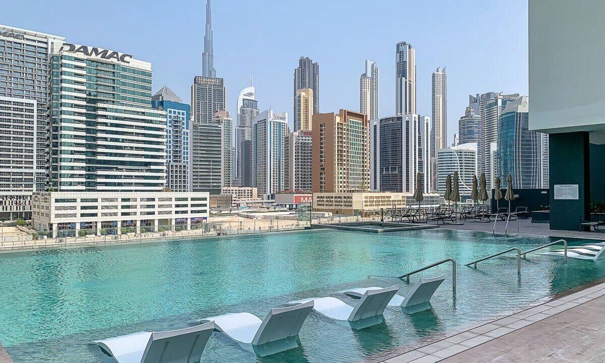 Business Bay Apartment | Cozy Studio - Minutes from Dubai Mall!