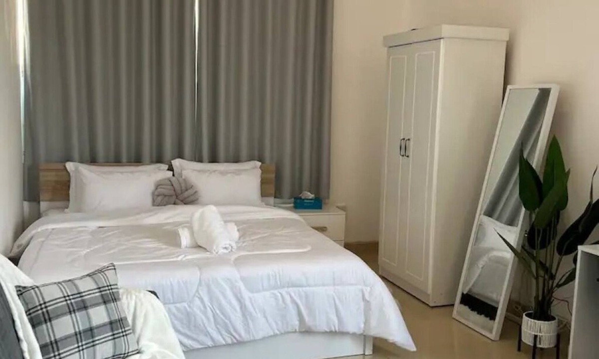 Abu Dhabi Apartment | Cozy studio with WiFi and AC in lovely Abu Dhabi