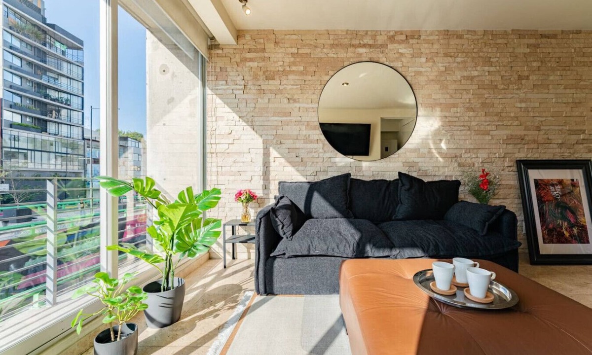 Reforma Condo | Cycle-Friendly Roma Norte, Walk to Everything