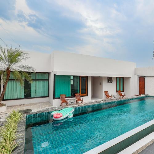 San Sai Villa | Da Xiang Villa with Private Pool in Chiang Mai